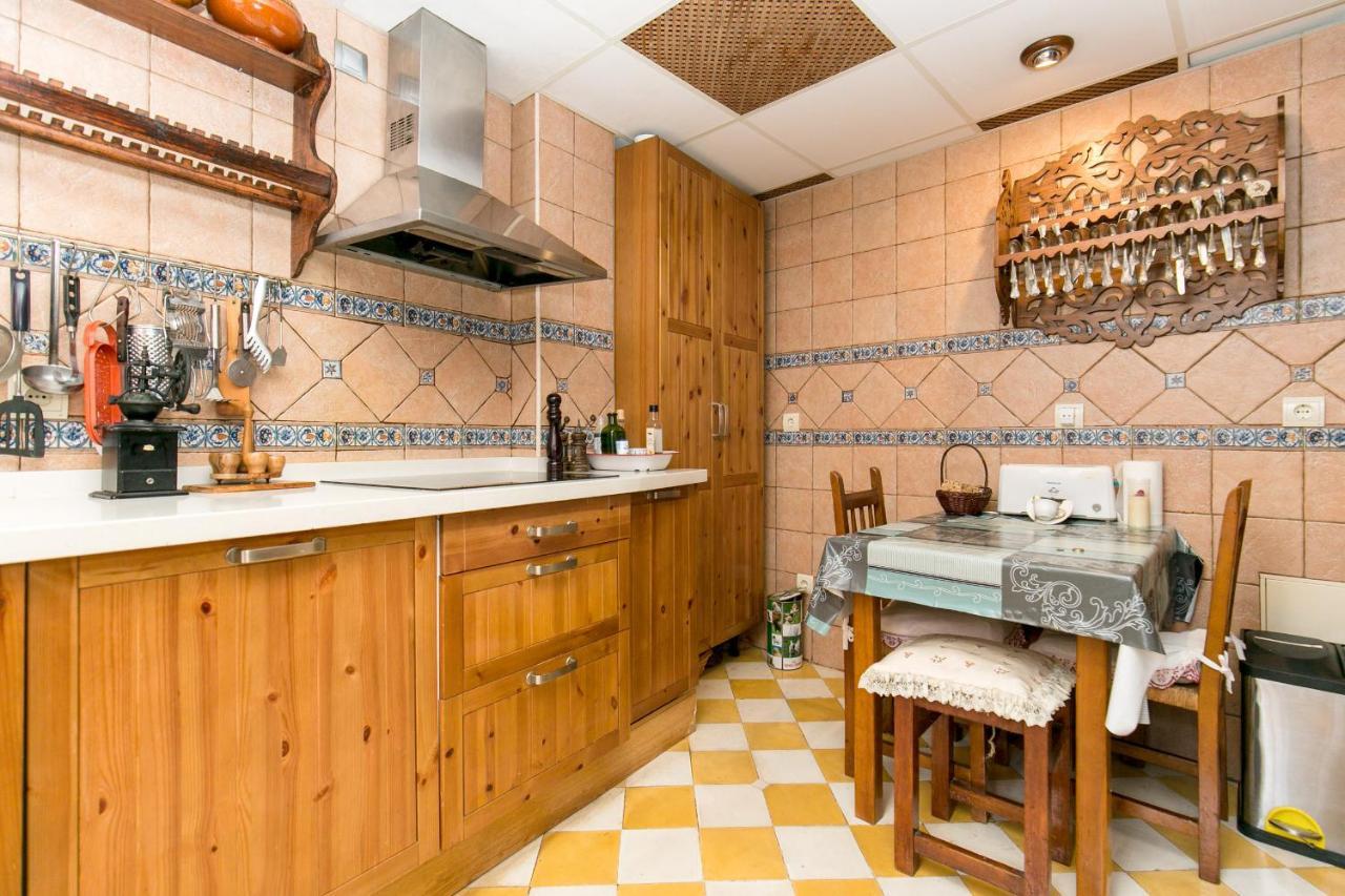 グラナダ Charming Andalusian House - Free Parkingヴィラ エクステリア 写真